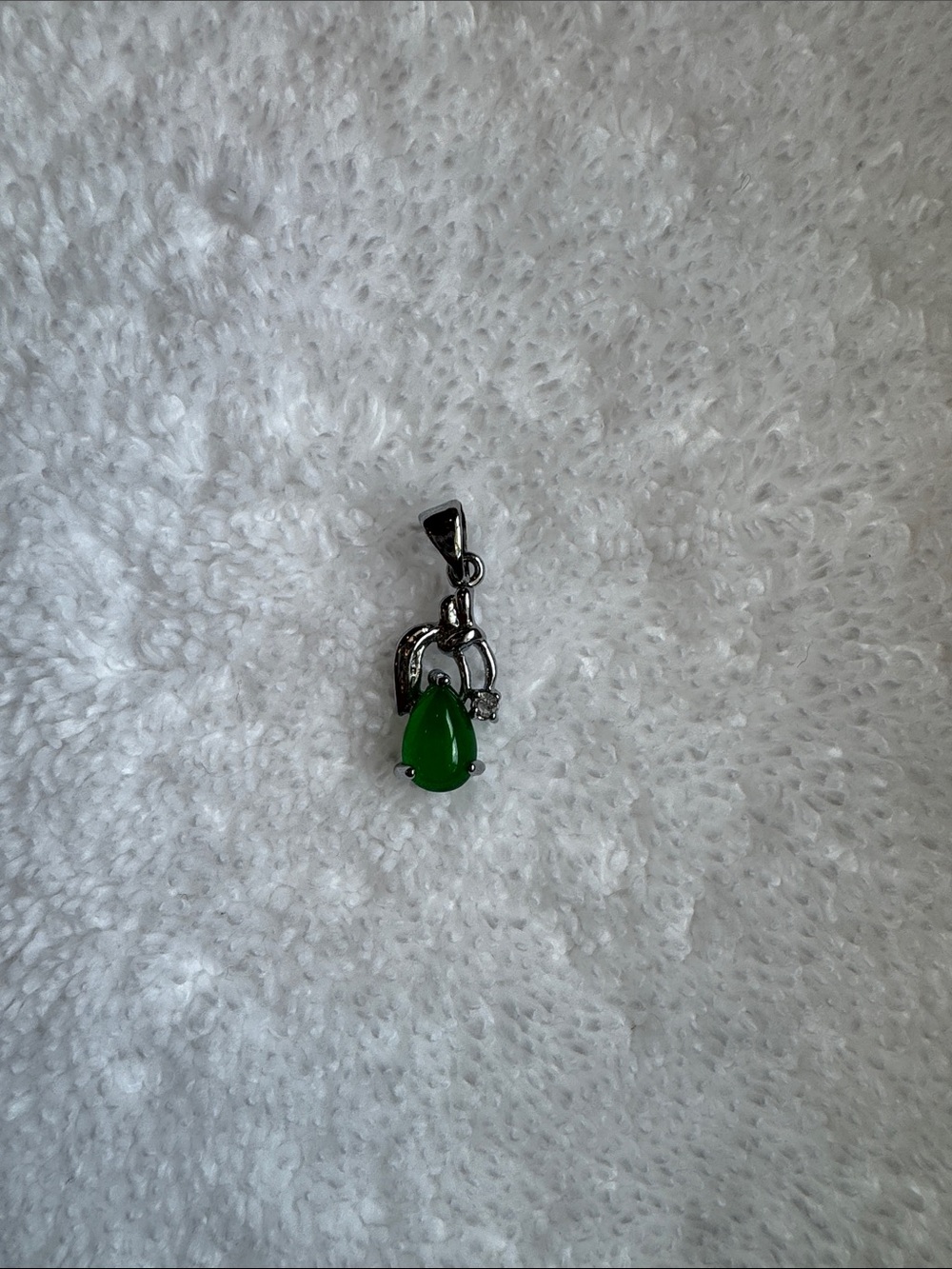 Green Teardrop Silver Pendant